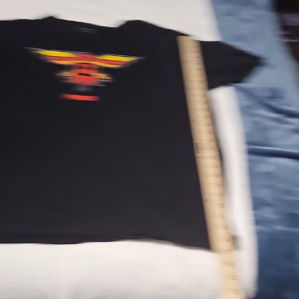 .Red and Black Short Sleeve Tee with Geometric Eagle Design  PHX - Picture 4 of 5